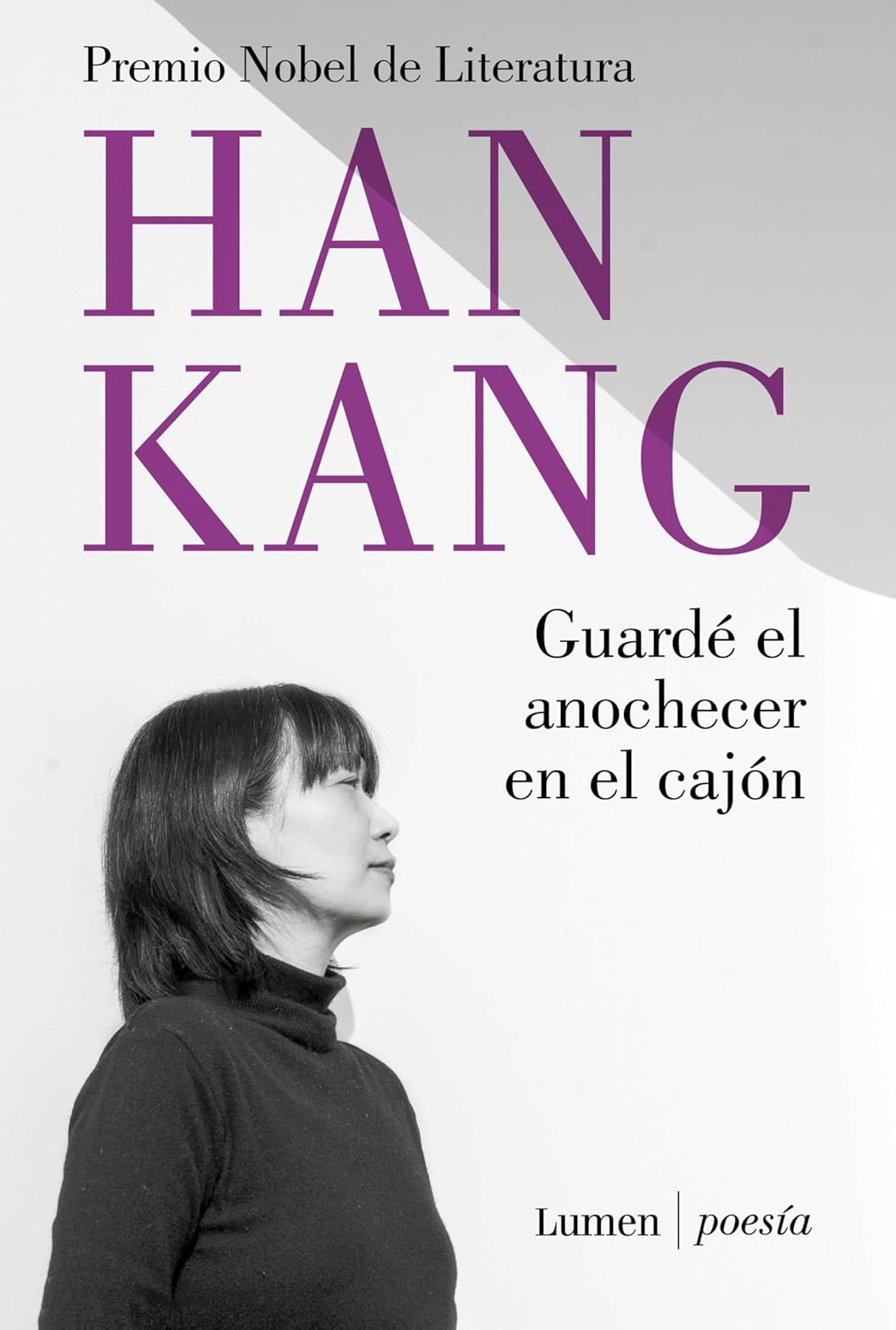 GUARDÉ EL ANOCHECER EN EL CAJÓN - Han Kang